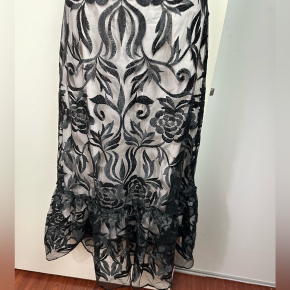 Mia Belle Romantic Mesh Floral Overlay W/Nude Underlay Velvet Bow Dress NWT M - Picture 9 of 15